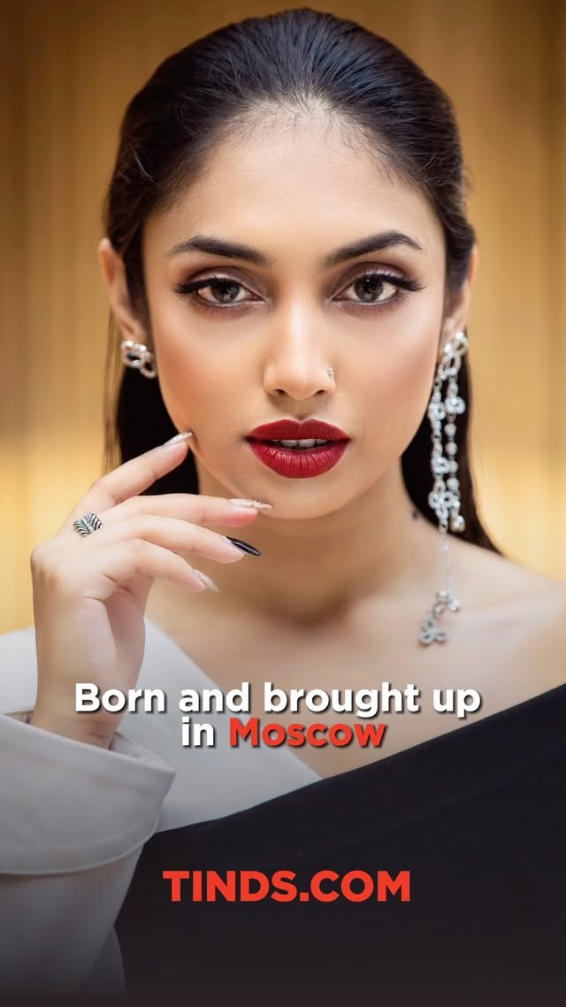 Meet our 85th Tinds spotlight feature, Ridy Sheikh / @ridysheikh . An amazing dancer and choreographer now residing in Bangladesh. Born and raised in Moscow, Russia but a Bengali by heart. The superbly talented individual has reached all heights of success through her utmost dedication and love for her craft. From winning reality shows to participating in international shows, she has come a long way. An absolute inspiration for many out there who need an example. Find out her amazing story on tinds.com.#tindsspotlight #ridysheikh #tinds #dancer #choreographer #dance #artist #dancing #southasian #brownasian #bangladesh #dhaka #dancestudio #dancelife by @ridysheikh