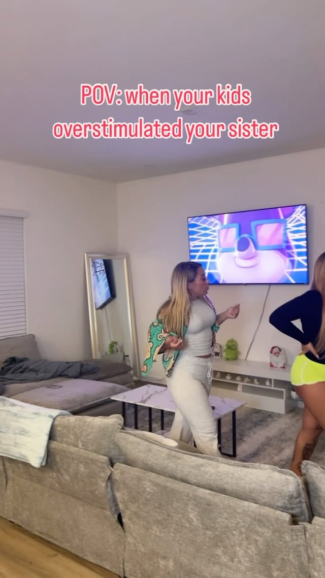 Like plsssss spare me 😂😂 

#sisters #twinsisters #siblinglife #reels