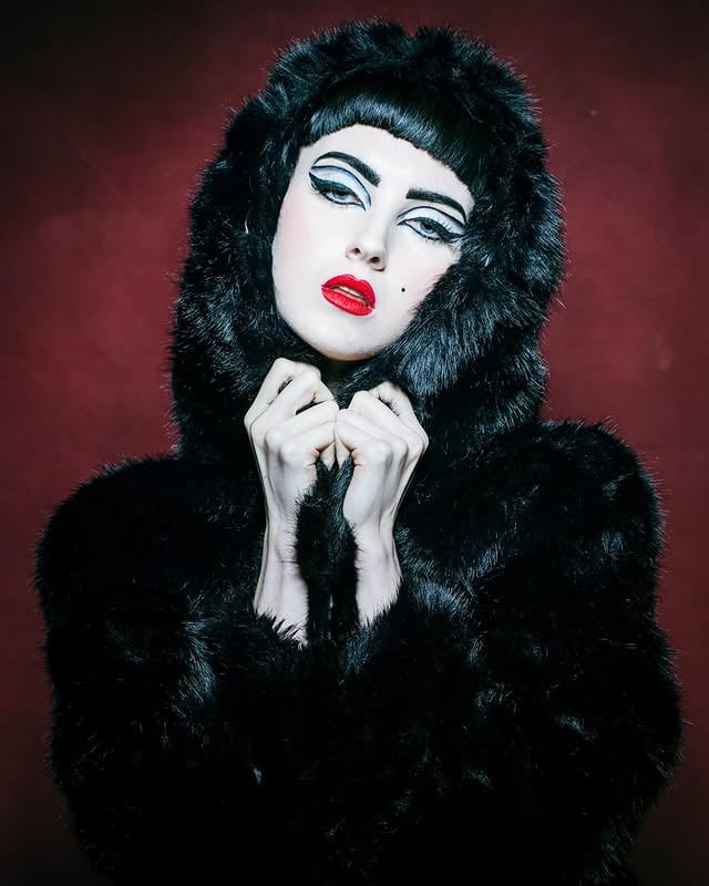 Woof. - - - Photography: @langdale2266 Makeup: @jdccreations #gothic #pinup #vintage #glamour #oldhollywood #darkaesthetic #gothgirl #london #modelling #spooky #timburton #fashion #alternative by @bevellystrange