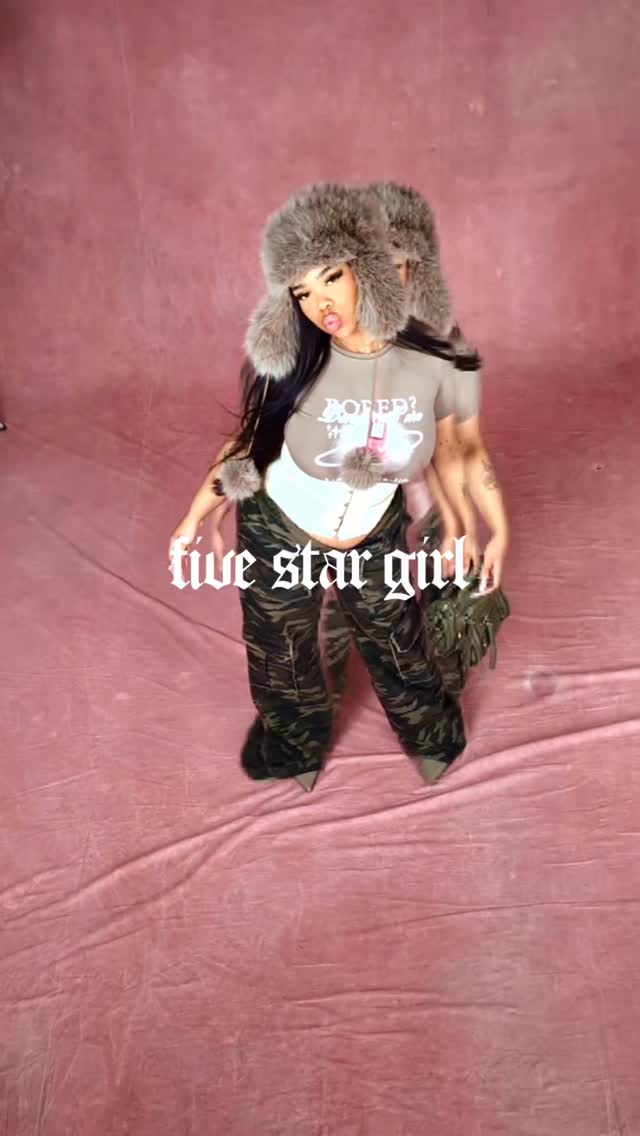 serving looks and attitude 💅 my new collection five star girl is here, full of Y2K-inspired glam. who’s ready to turn heads with me? ✨#AboutYou #fivestargirl #zoewees by @zoewees