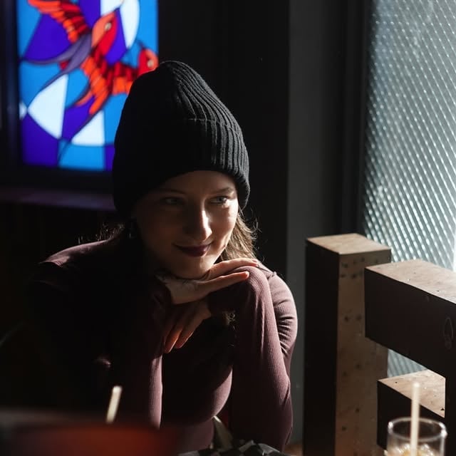 day 15/wrap day 🥲🥹😭i had the ultimate privilege of telling this story as gully — a character who cracked me open and quietly helped heal parts of me i didn’t even realize were still tender.this film is about choosing yourself, even when it’s hard. even when the people meant to protect you don’t. even when walking away feels impossible.thank you to this cast and crew for holding me, trusting me, dealing with me lmao and making something so special together. by @spriinkles