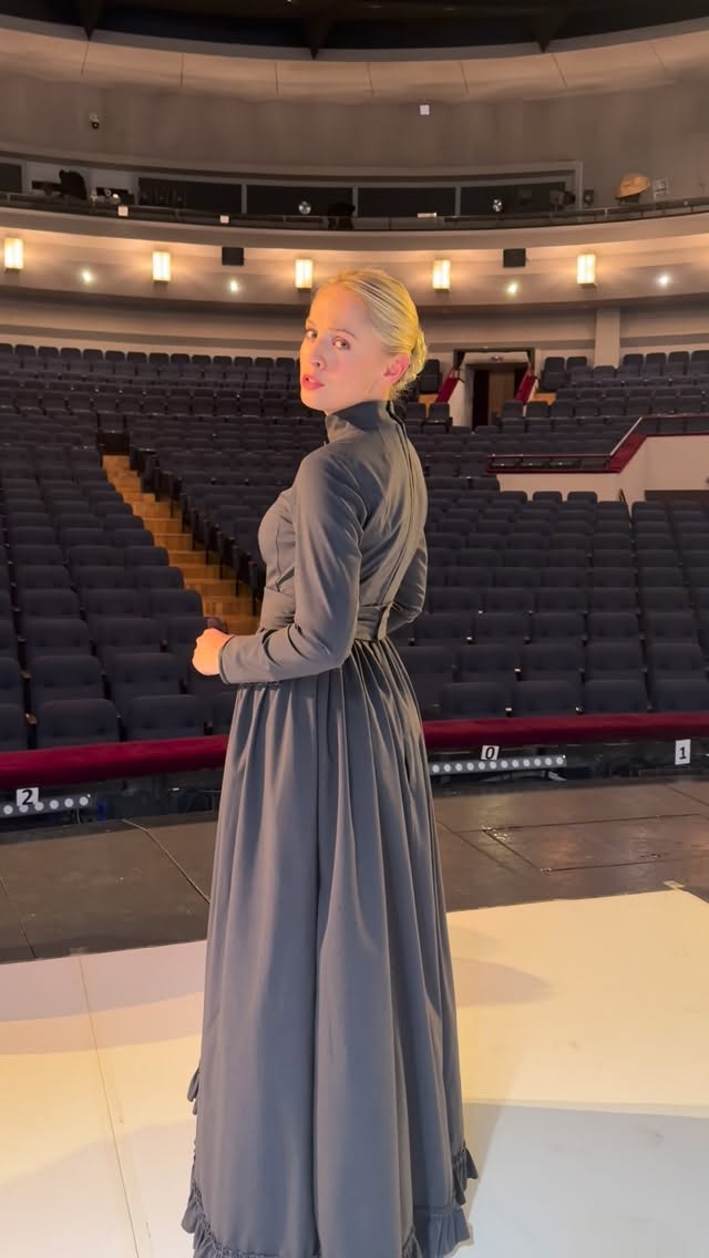 ✨💍✨ Моя Глафира ❤️ премьера «Волки и Овцы» в театре Сатиры !!! Моя любимая роль … очень хочу , вас с ней познакомить 🎭