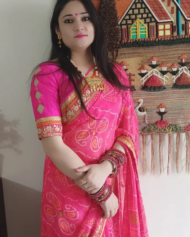 😍thnx 2M views 🙏#picoftheday #photographers_of_india #phoshoot #photography #photographylovers#sareepic#suratsareefactory #suratsareeswholesalemarket #suratsareesonlineshopping #photoshoot #photographer #photoshooting #photosession #photo_jpn #nikonphotography #instadaily #instagood by @chaudhary__meenakshi