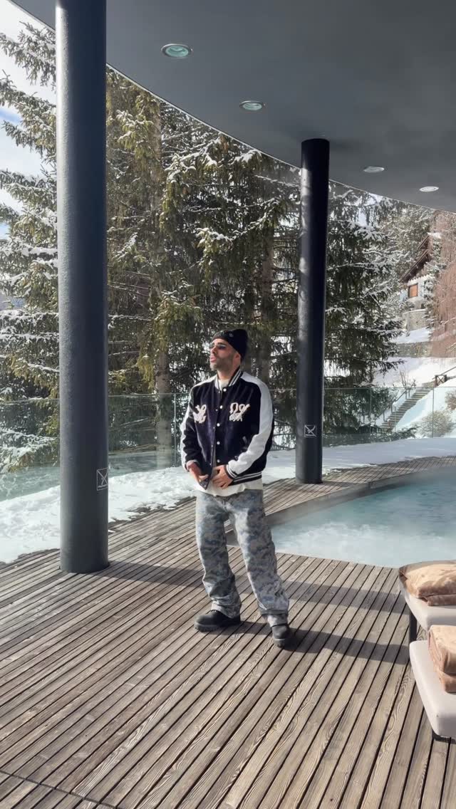 “La música siempre ha sido mi forma de seguir adelante.Este es un pedacito de ‘Mi Bebé’.Gracias a quienes están aquí y escuchan desde el corazón.” 🤍🎶 29/01