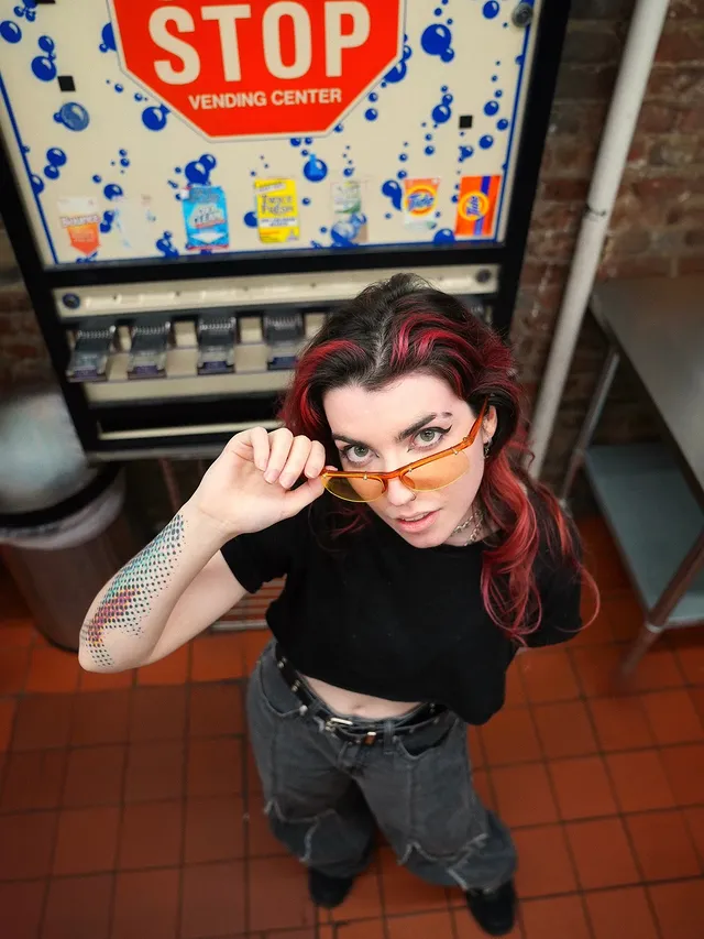 🧺🫧🧼📸 @clararunaway by @hortyunderscore