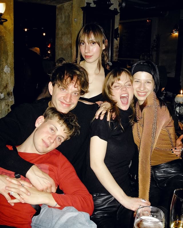 “How I met my brother’s and sister‘s from another’s mother‘s and mister’s‘‘ Pics by @kamerakramer by @emillarsen.de
