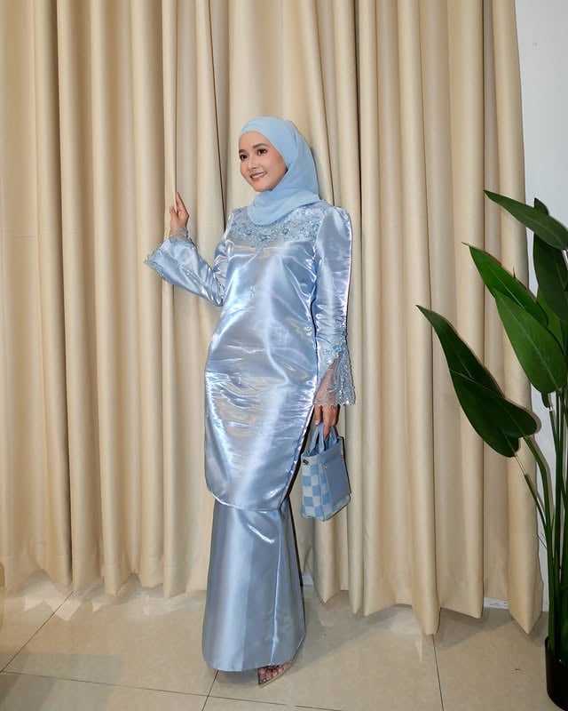 in my soft girl era💎 by @rienaamirah