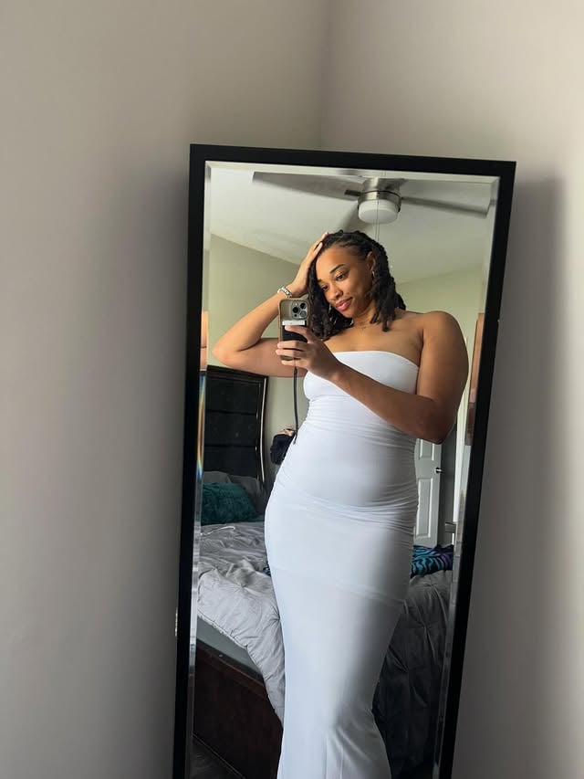 In the garden 🪴 feat. my white dress 🤍 #gardening