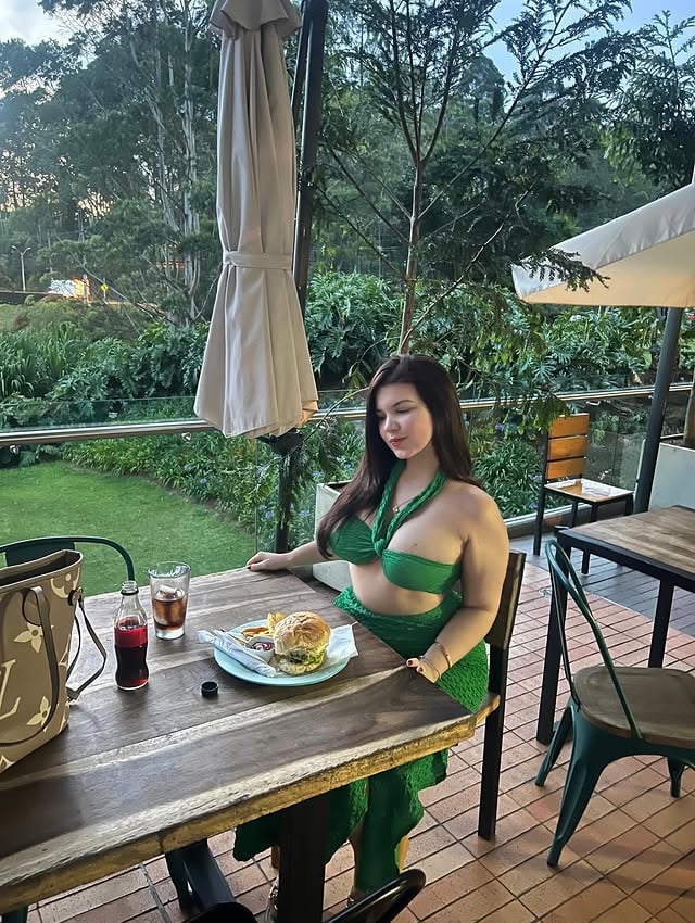 Recuerdos 🌿🐚✨🤎🪸 by @gabrielapm1