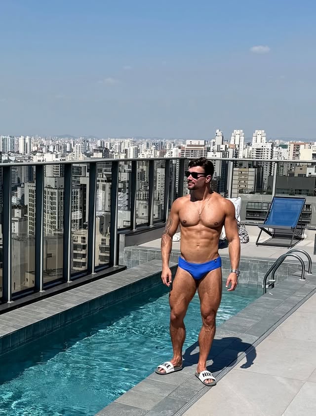 Domingando de leve! 😎💙 by @dr.rodrigobicalho