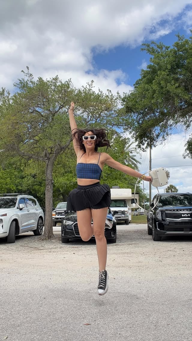 2nd time at the @dunedin_highland_games and of course it didn’t miss!!! Honestly I must have been Scottish in another lifetime because I feel so at home at this event ! Love watching all the different games, trying the food and exploring. Thank you @visitspc 💙💙💙💙 #dunedinhighlandgames #visitstpeteclearwater #vspc #whattodoinstpeteclearwater #fun by @camila