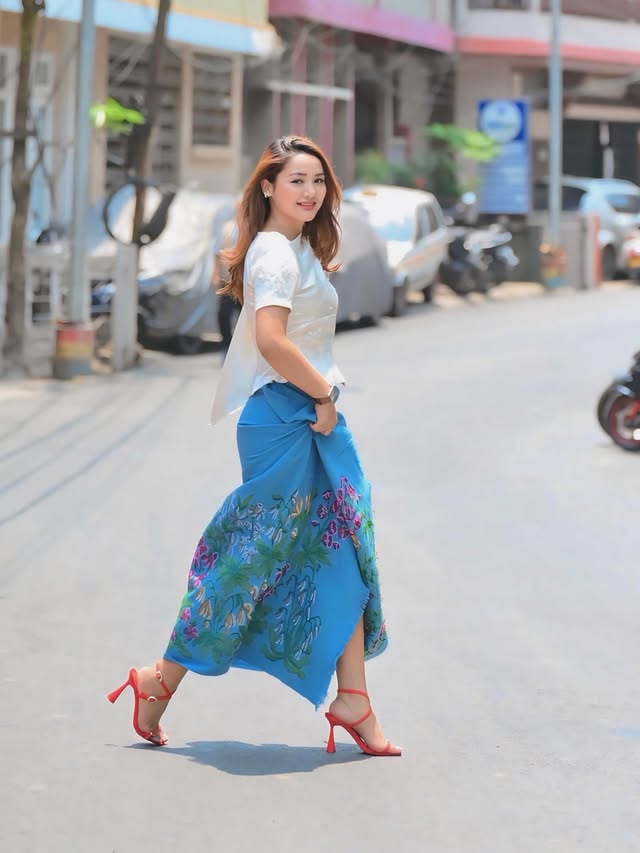 Top @mk__tungnung Puan @c.awmpuii_handloom_ Heels @chawngthuorgz by @vanlallawmawmi