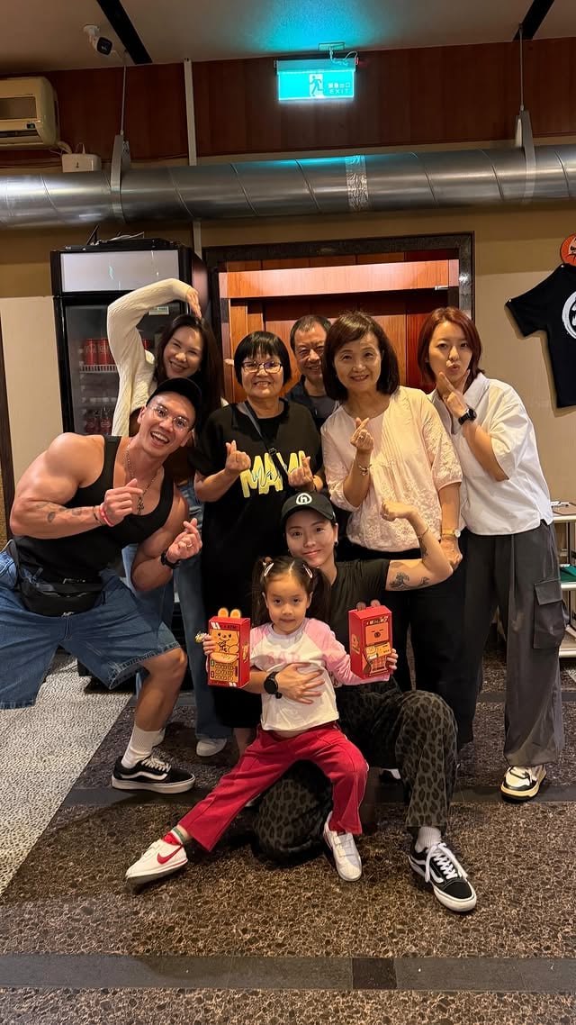每年最暖的時刻，謝謝媽媽有妳，才有我，媽媽我愛你♥️餐廳推薦🔍燒肉九州魂 @kyushu.soul #雙媽母親節快樂💞 by @hsin0126