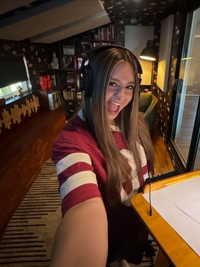 BOOKED 🎧🎙️ NDA signed so can’t say much yet… but sooo excited for this one 🎬 #voiceover #voiceoveractor #actress #voiceactor #recording by @thejaimeadler