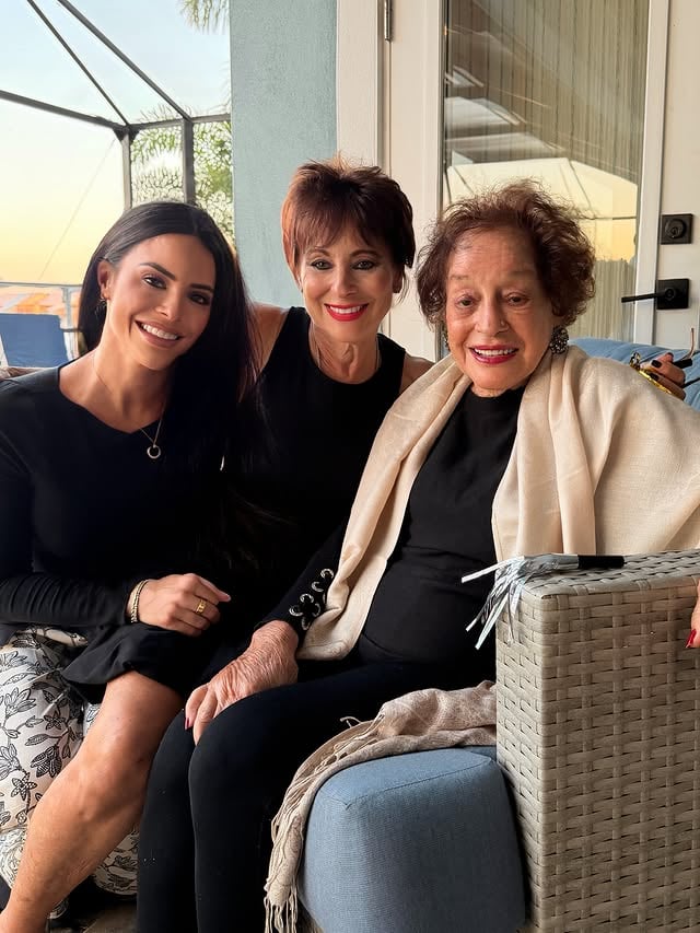 Happy Mother’s Day to my besties and the greatest women I know—my mom and my grandma 💕 Thank you for everything and loving me unconditionally. I love you both so much! And of course shout out out to my Zor bug. I love you too stink! Lots of love to every other mom today too 🥰 by @charlyontv