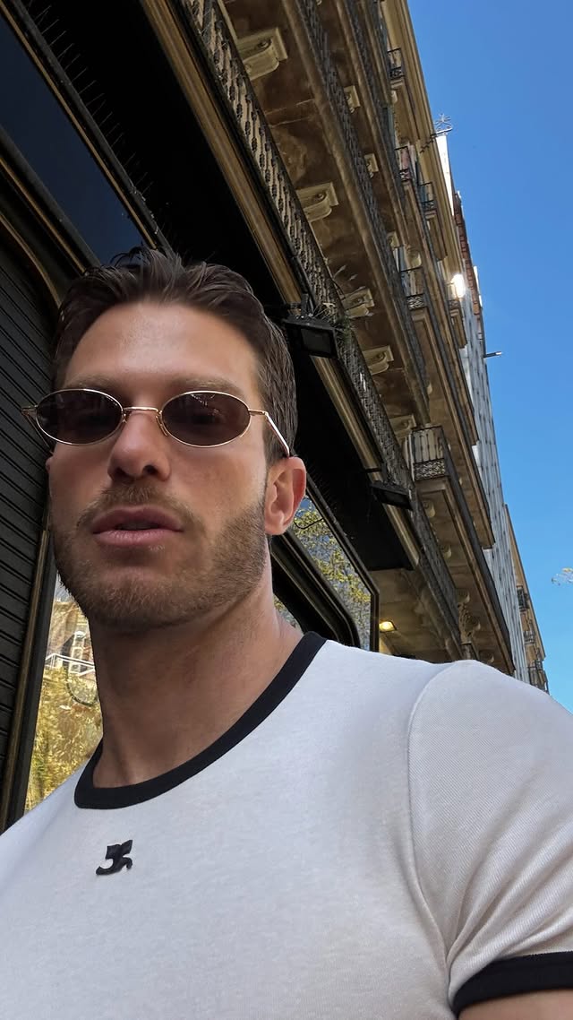 I felt the vibe ahaha----#video #viral #guy #instagood by @julien_paje