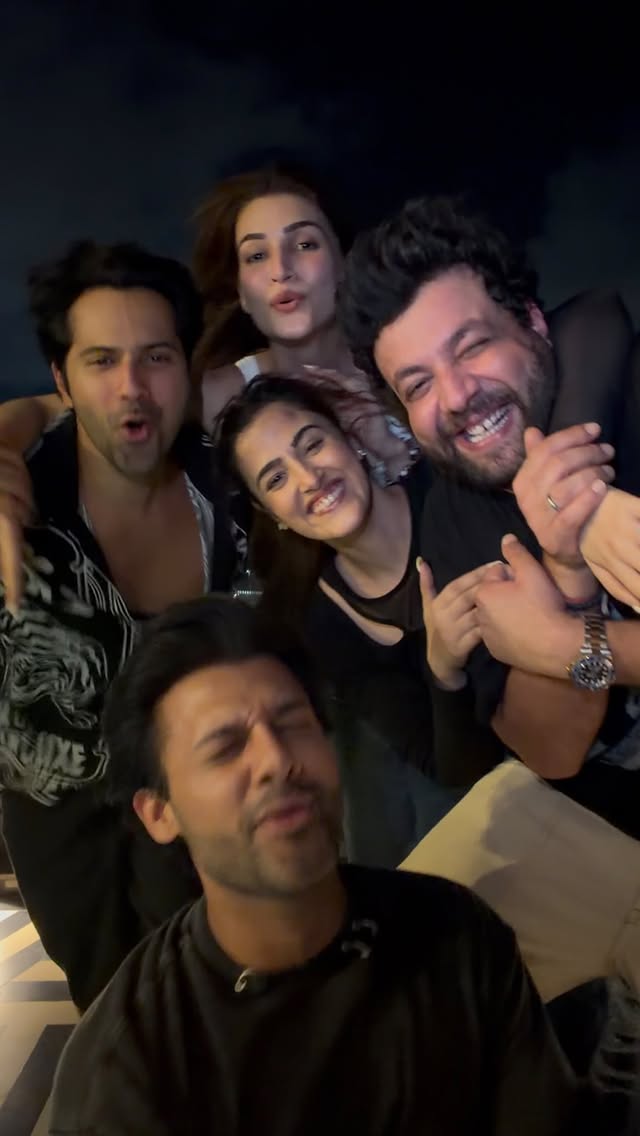 Tera Ho Jaun .. .. .. with the madness 😂❤️Don’t miss the end 🐺 by @stebinben