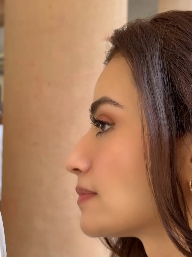 Ansa you have my heart❤️Today’s episode is so special to me. Performing these intense scenes brought up emotions i can’t even put into words. To every girl going through this kind of turmoil i feel you, and may Allah give you the strength to heal from this pain.Huge thanks to my bro @qasimalimureed for believing in me and pushing me to find a strength in my performance I didn’t know I had. Tune into today’s episode of #BasTeraSathHo 📺 by @sanajaved.official