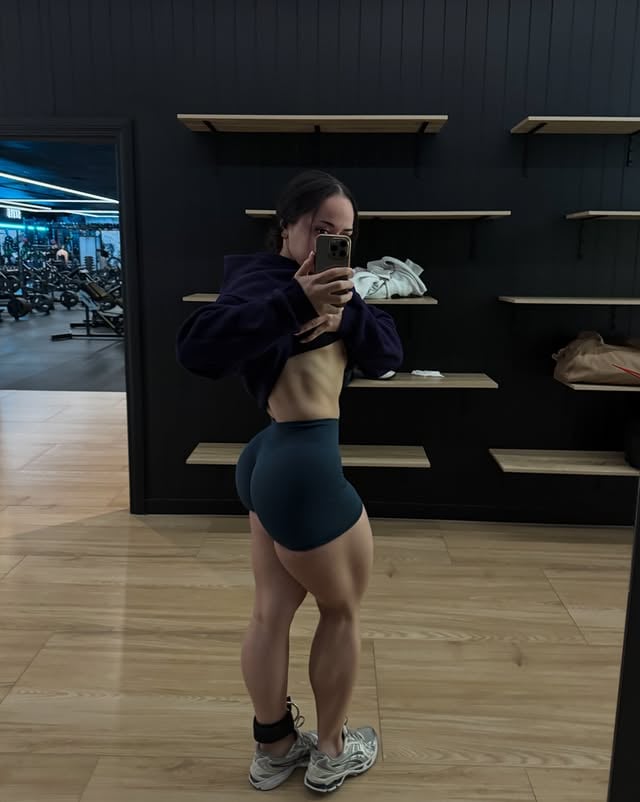 shoulda neva let me in the gym by @louisewhyyte