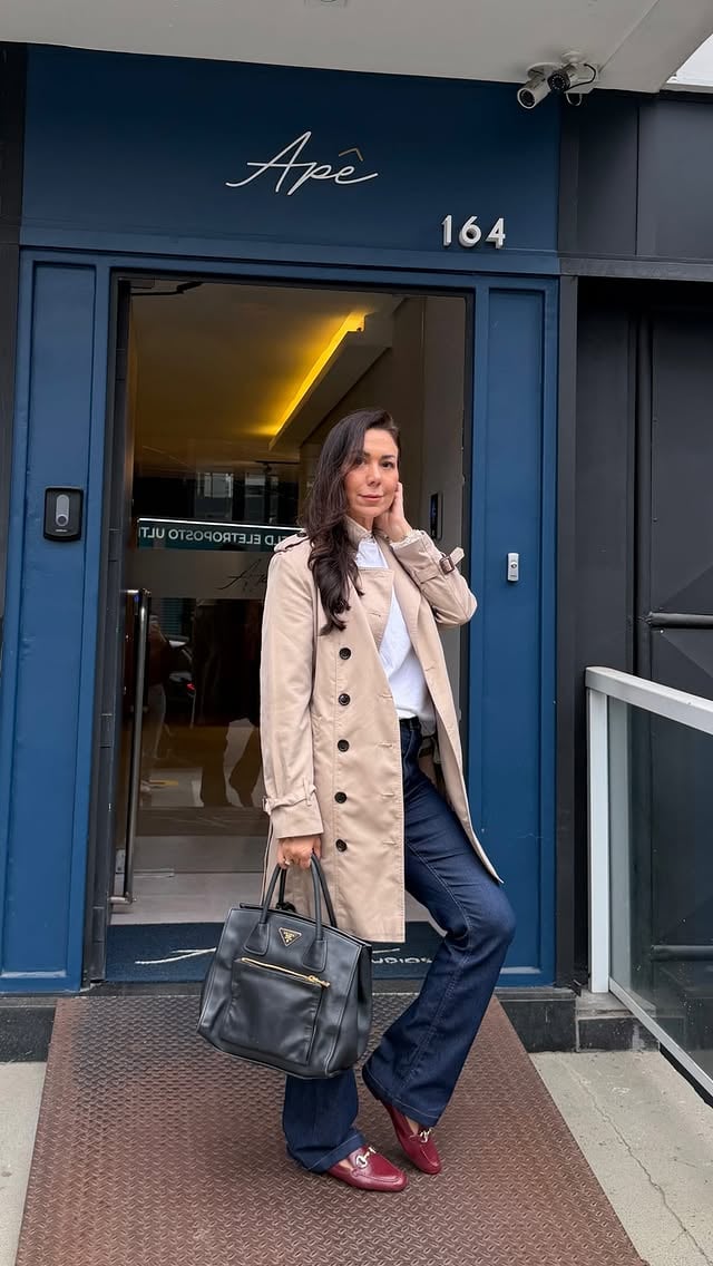 Uma hospedagem prática muda completamente a experiência de uma viagem. ✈️🧳Na minha última passagem por São Paulo fiquei em uma unidade do @ape_smart_studios no Itaim Bibi e adorei a experiência.Ambiente confortável, espaço para trabalhar, cozinha equipada, Smart TV e até minimarket no lobby para facilitar a rotina.Além disso, o Ap Smart conta com diversas unidades espalhadas por São Paulo, tornando muito mais fácil encontrar uma hospedagem que combine com a sua agenda e localização.Já salva essa dica para a sua próxima viagem. 🤍😘 by @criativa_imagem