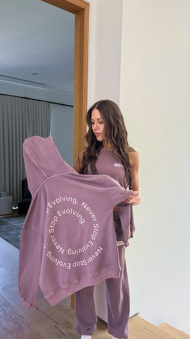 Meet Faded Rose. The newest color in our Never Stop Evolving Collection — designed to move with you through workouts, work days, coffee runs, and everything in between. As seen here on @rkatzman 🌹 by @pvolve