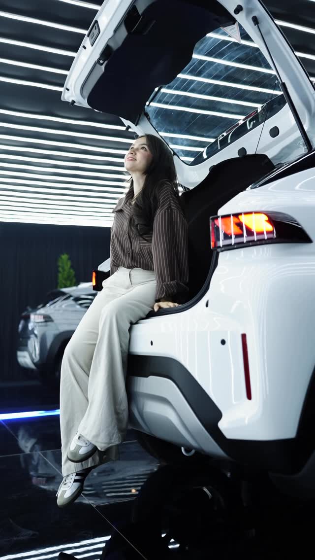 Started as research, turned into an experience. ✨ @suzukipakistan Pakistan’s 1st Ever XUV Suzuki Fronx is officially launchedVideo by @talal_hussainn #1stXUV #SuzukiFronx #YourNextMove by @ainaasifofficial