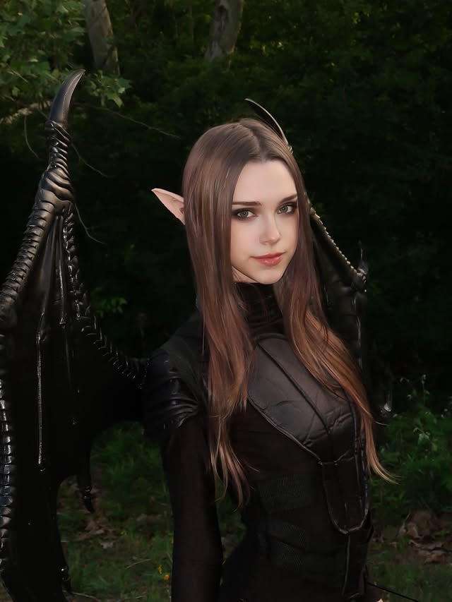 Feyre Archeron, for my readers here my first ever book cosplay 0.0 I know acotar is a very hype series but reading it for the first time somewhat recently, I get it now🙂‍↕️Posting the rest of the cosplay pics on Passes rn :3#acotar #feyrearcheron #bookstagram #cosplay #acourtofthornsandroses by @bunnygirlbree
