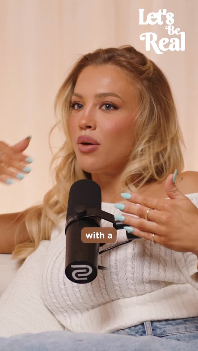 Being perceived by thousands of people and still feeling completely alone😓 I got into it with @tammyhembrow and @amy_isha_hembrow on Let’s Be Real this week and i genuinely could not stop thinking about it after we finished recording. Some of us find our people here. some of us lose ourselves here. sometimes it’s both on the same day. Both sisters had very different answers that I could relate to.🎙️ link in bio and drop your honest answer below, i actually want to know 👇 @novapodcastsofficial by @emileehembrow