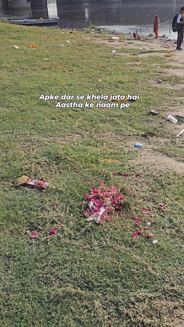 Apke dar ke sath khela jata haiYamuna ghat by @soonali_singh