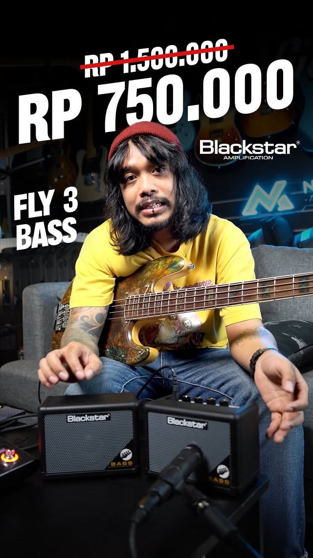 BLACKSTAR BASS Amp Fly Pack Stereo SPECIAL PRICE!!Harga khusus di website www.nafiriguitar.com : 750 RIBU Sepasang!! Sudah include adaptor!!! Bisa jadi PC Speaker!! The FLY 3 Mini Amp is a superb 3 watt mini amp with 2 channels and tape delay. The Blackstar patented Infinite Shape Feature (ISF) creates an ideal portable guitar amplifier. Dispite its size, the FLY 3 holds a lot of power and tone, even at low volumes.The FLY 3 features an MP3 / LINE IN jack built in, allowing connection to your MP3 player, smartphone, laptop or tablet. The Output jack can be used with headphones or for recording purposes. The FLY 3 can be powered by battery making it totally portable and ideal for use with outdoor performances or as an outdoor speaker.The FLY 103 is the official extension cabinet for the FLY 3 and features a 3” Speaker and built-in cable to connect it easily to the FLY 3. Combined, the FLY 3 and the FLY 103 create a brilliant and compact set of portable or computer speakers.#blackstar #blackstarflybassamp by @nafirimusic