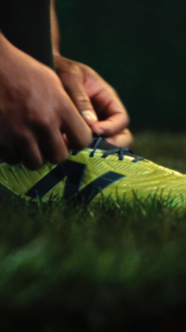 STONE ISLAND | NEW BALANCE TEKELA ELITE LOW FG V5 BOOTProfessional football player Endrick wears the STONE ISLAND | NEW BALANCE Tekela Elite Low FG v5. The boot focuses on control, with a structured upper incorporating grip elements and an anatomical construction for added stability and touch in play.Launching June 4th, 2026.For purchase information, follow the link in bio.Directed by @boladebanjo#StoneIslandNewBalance by @newbalancefootball