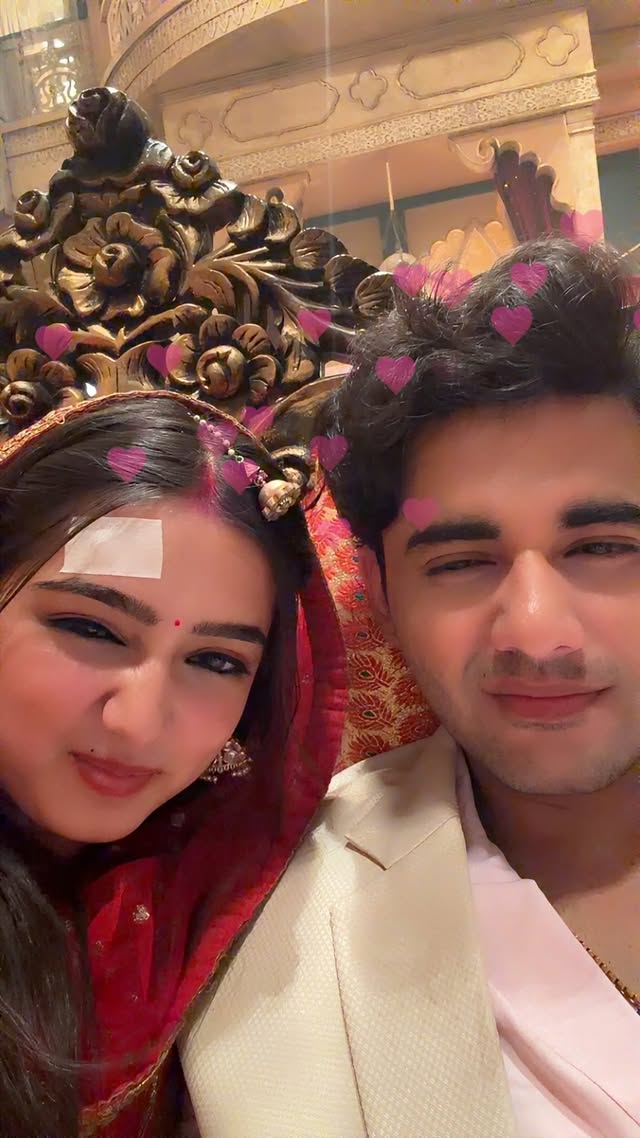 Very random 🥲😂 #yashikasharma #himanshuawasthi #himanshika #rimeer