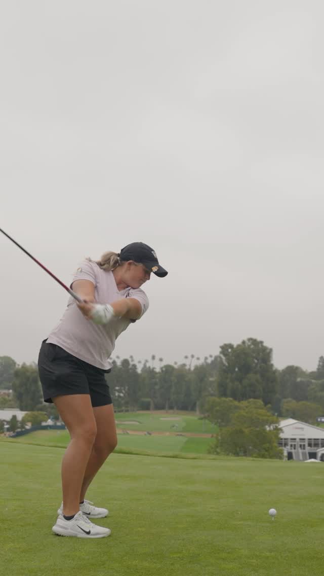 Bombs away for @chloekovelesky 💣 by @uswomensopen