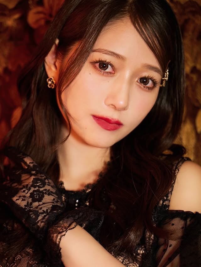 * 本日6月3日14枚目シングル『FireWorks / まっぴらだってば！』リリースになりました！！🖤❤️アザーカット📷⁡MVたくさんみてねー！！⁡#つばきファクトリー #谷本安美 #idol #写真 by @tsubakifactory_official