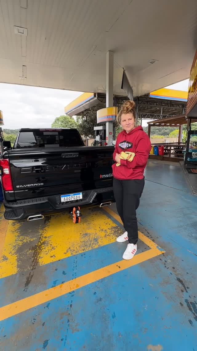 Nasceu🛻 #silverado #chevrolet #silveradohighcountry by @biasocek