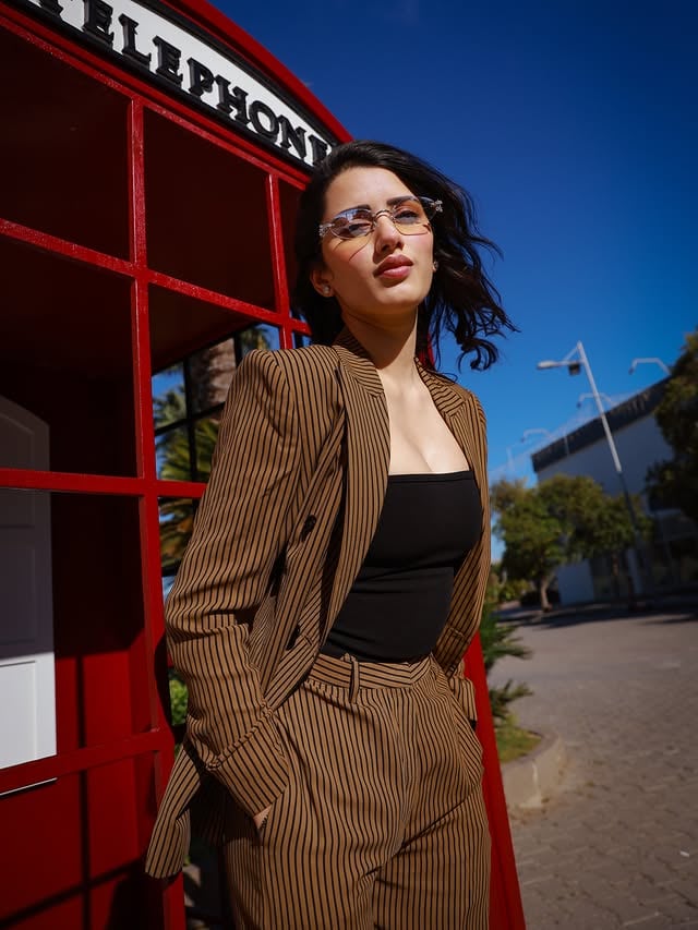 Hello!!

Your turn. Ask me anything 🤍👇
Pics @rabiakayafotograf
@volcape.store