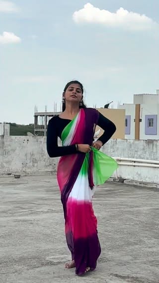 Trending anta gaa…🔥💃

Saree @nissidesigners 🥻

#trending #instagram #goviral #this #likhithatamminana