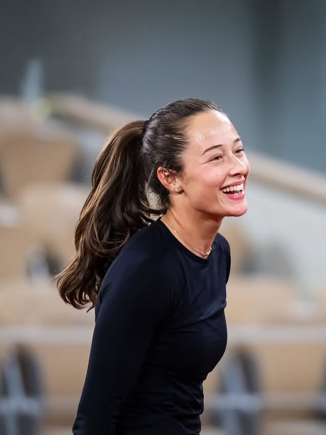 Grateful for this clay season🧡✨

📸: @owenreynoldson / @jimmie48tennis