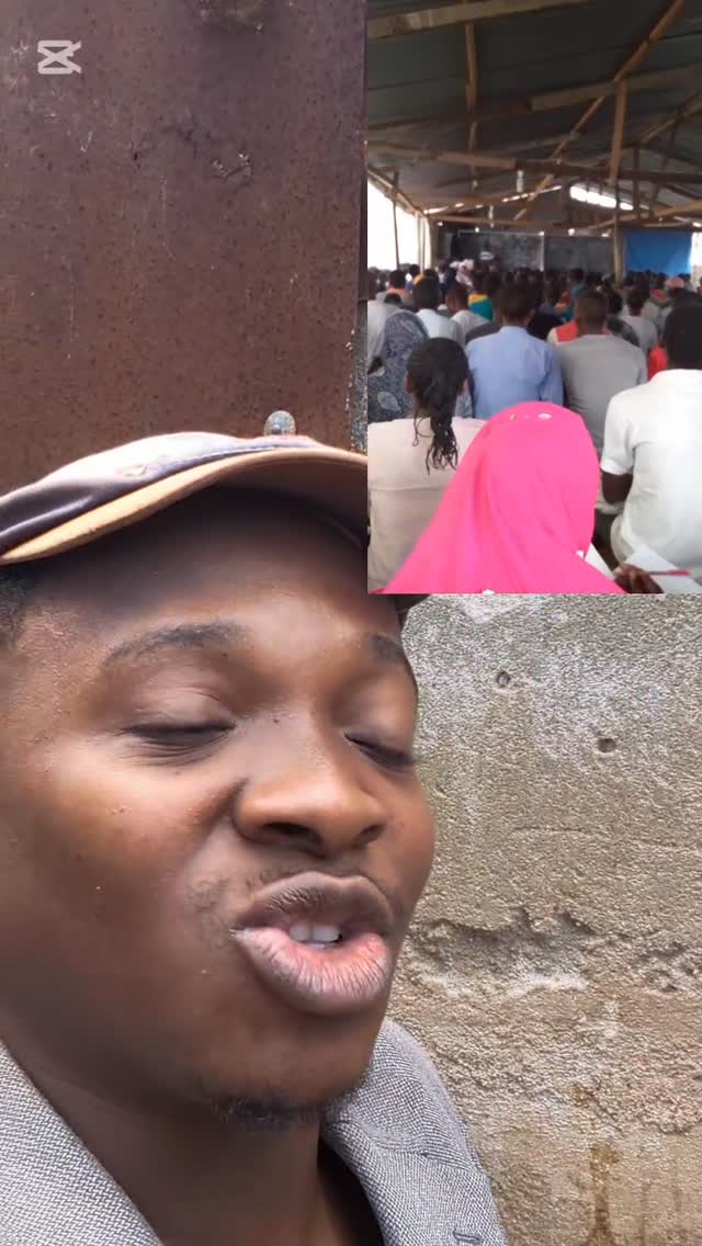 Mabanda ya one hayoo @kago.family 
Unahitaji kununua au kukopa simu fika @matarystore_