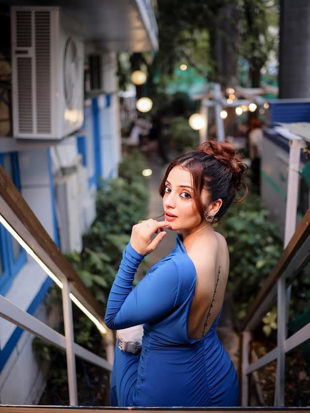 Serving LOOKS , wrapped in BLUE 💙 #arusquad 
📸: @lavsharma77 
✍️: @jigar_vandarvala 
.
.
.
#trending #explorepage #foryou #explore