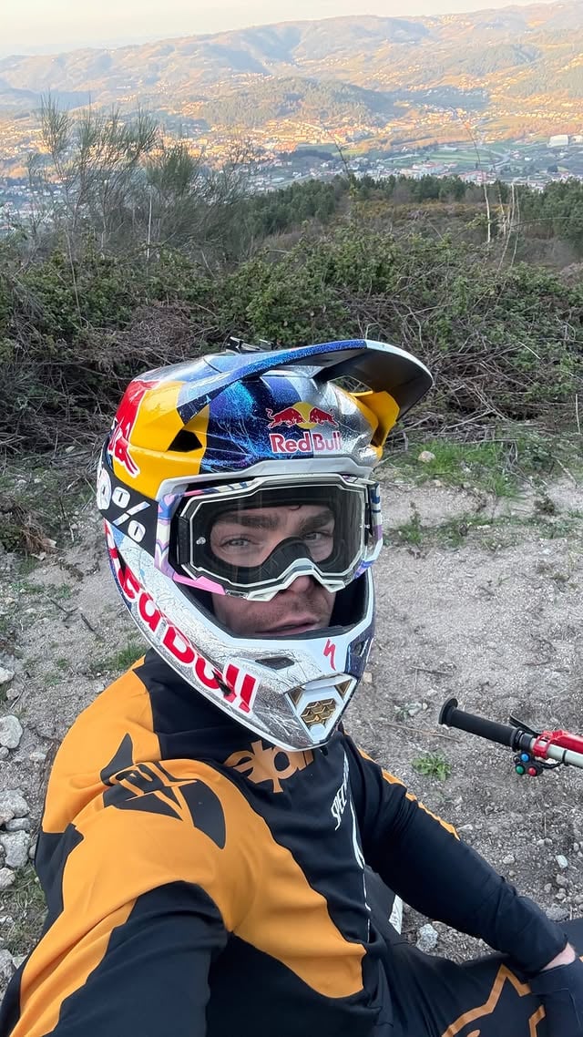 Sorry for not giving an update earlier ! Things are looking bad regarding racing but I’m looking ahead and it could always be worst. Time to recover well and plan on how to come back stronger. Thanks for the support I really appreciate it and use it to overcome moments like these. See you real soon 💪💪