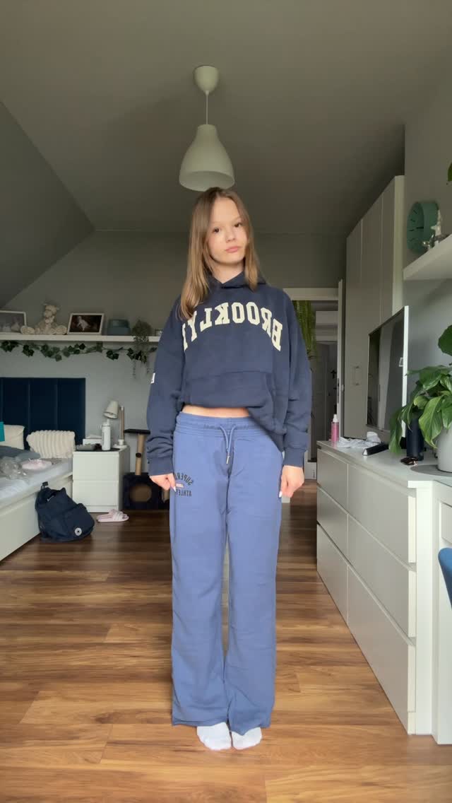 clothes from @superdry !!! 🤍 #fyp #ootd #trend #outfitinspo #outfit by @zuzanna.starzynska