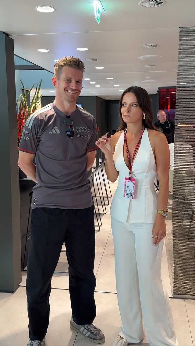 When are you gonna follow me back then? @hulkhulkenberg 

Thanks @revolut for making Nico’s dreams come true ad