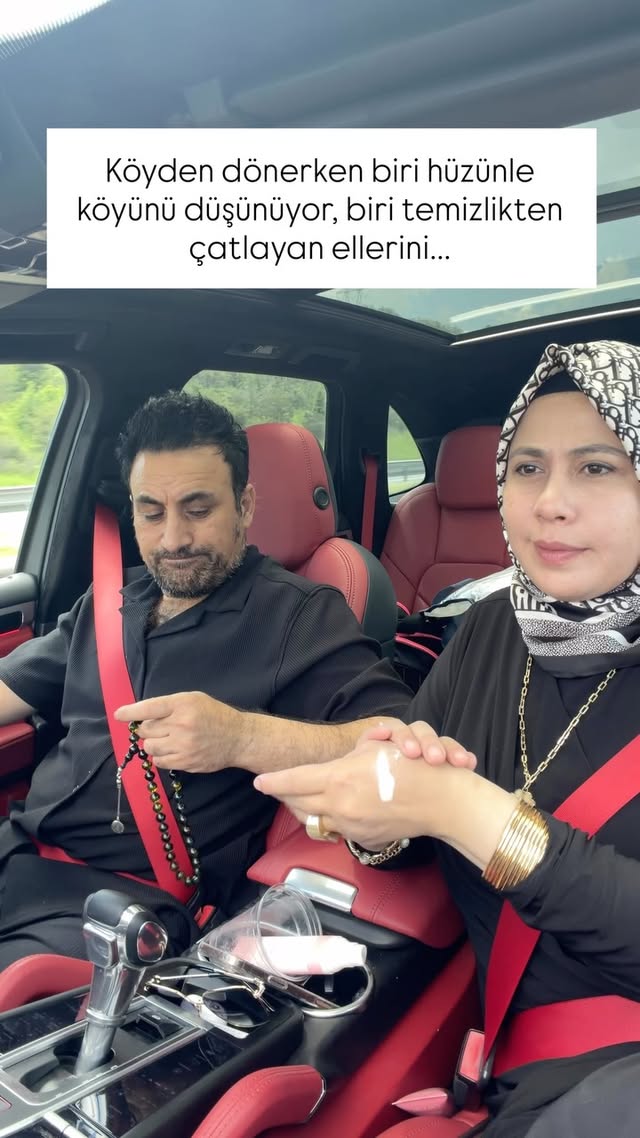 Sizin evde köy dönüşü kim daha hüzünlü oluyor? 😂
.
.
.
#esrakaymakçıoglu #esrakaymakcioglu #esrakaymakçıoğlu #köy #kesfetteyiz