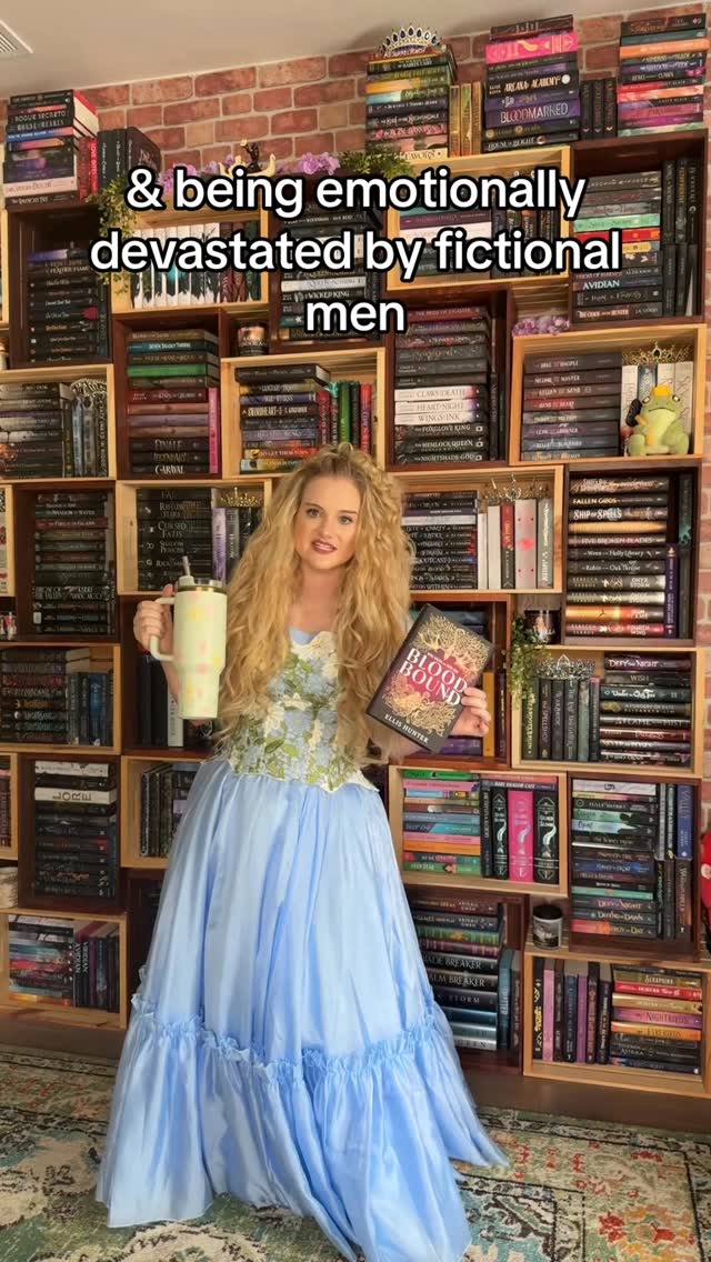 📚𝙷𝚎𝚕𝚕𝚘 𝙱𝚘𝚘𝚔 𝙳𝚛𝚊𝚐𝚘𝚗𝚜📚QOTD:You can only keep one: physical books, ebooks, or audiobooks. Which are you choosing?Physical books. I need my trophies. 😆Book:✨Blood Bound- @ellishunterauthor ✨Synopsis✨✨ You duel or you die.Astrid has always known she is destined to die. She is the last Nachstern witch and heir to the Queendom of Arturea, cursed by a centuries-old covenant to duel the heir to the Kingdom of Vatra for the source of all magic: the Heart. And now Astrid’s time is up. She is heading into enemy territory to face Prince Zryan, the most powerful dragon rider in eons, with only her familiar, her potions and her wits to aid her. She is going to die, and any chance her queendom has of curing the Blight that’s ravaging the lands and killing her people will die with her.Meanwhile, deep in dragon country, Skylar and her travelling troupe arrive in Vatra’s capital, ready to profit off the legions of spectators swarming to the city ahead of the duel. She despises the royals and all they stand for, especially as the King’s guard murdered her mother. But when her best friend disappears, suspected to have been taken in the conscription, her search takes her closer to the royals than she ever could have imagined.As the duel looms over the kingdom, Skylar and Astrid’s fates intertwine. They must battle a growing rebellion, their inner demons, and ultimately, those they love most, to determine if together they will save—or doom—their world.✨Have you read this book? #booklover #reading #bookish #fantasybooks #romancebooks by @rae.in_wonderland
