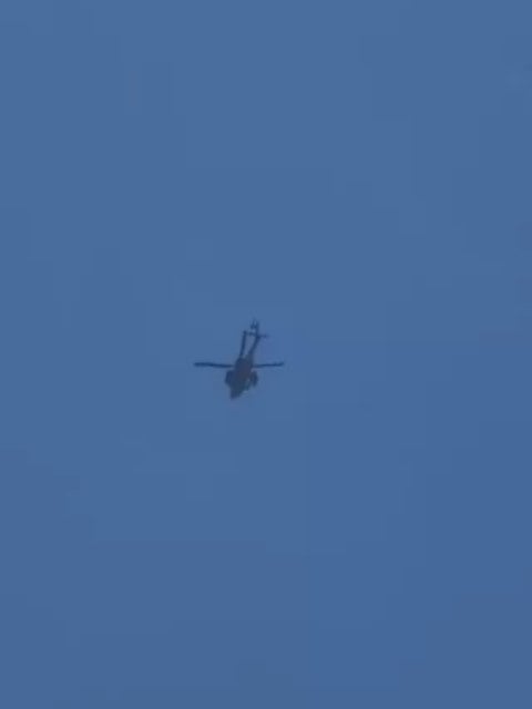 🇵🇸 #Palestine - 🇮🇱 #Israel: Footage showing an Israeli helicopter firing a missile toward what regional reports say was a residential apartment in the Tel al-Hawa neighbourhood, southwest of Gaza City.

Separately, during today’s IDF strikes across the Gaza Strip, at least 7 Palestinians were killed and at least 12 others were wounded.

(via Al Jazeera & @dropsitenews on X)
