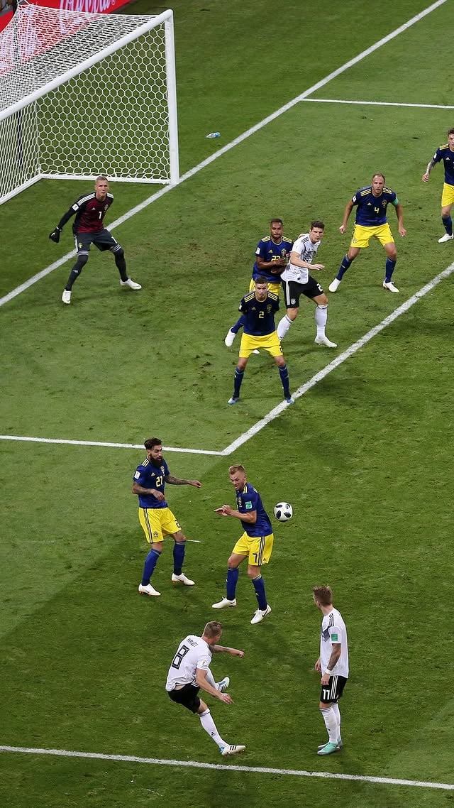 Toni Kroos: Magic 🪄 

#FIFAWorldCup