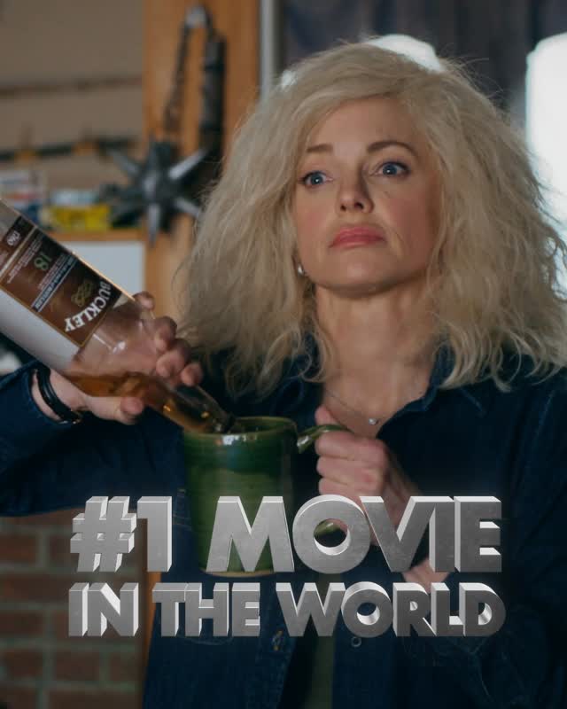 #ScaryMovie IS THE #1 MOVIE IN THE WORLDDDDDDDDD. SEE IT NOW, SON! 🎟️ 👻: link in bio. by @scarymovie