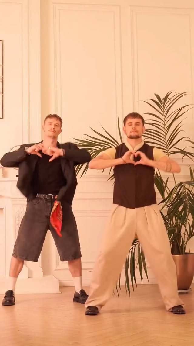 версия тренда #ХЭППИЭНД для сильных и независимых😮‍💨🔥🎙️ @lazarevsergey & @gagara1987#МузТв #lazarevteam #СергейЛазарев #ПолинаГагарина by @maks.nemcev