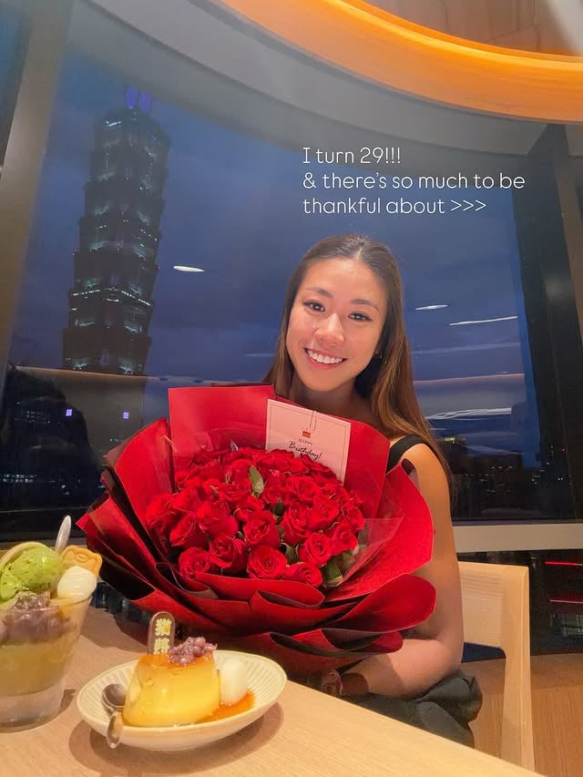 Final year in my 20s!!!! 🥹❤️ Pretty much achieved whatever I want to achieve before turning 30 except owning a house in SG 😮‍💨 I get to live and experience life however I want it to be. 🥹